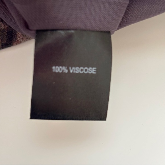 Peruvian Connection Dusky Floral Dress 10 Pleated V Neck - Picture 8 of 9